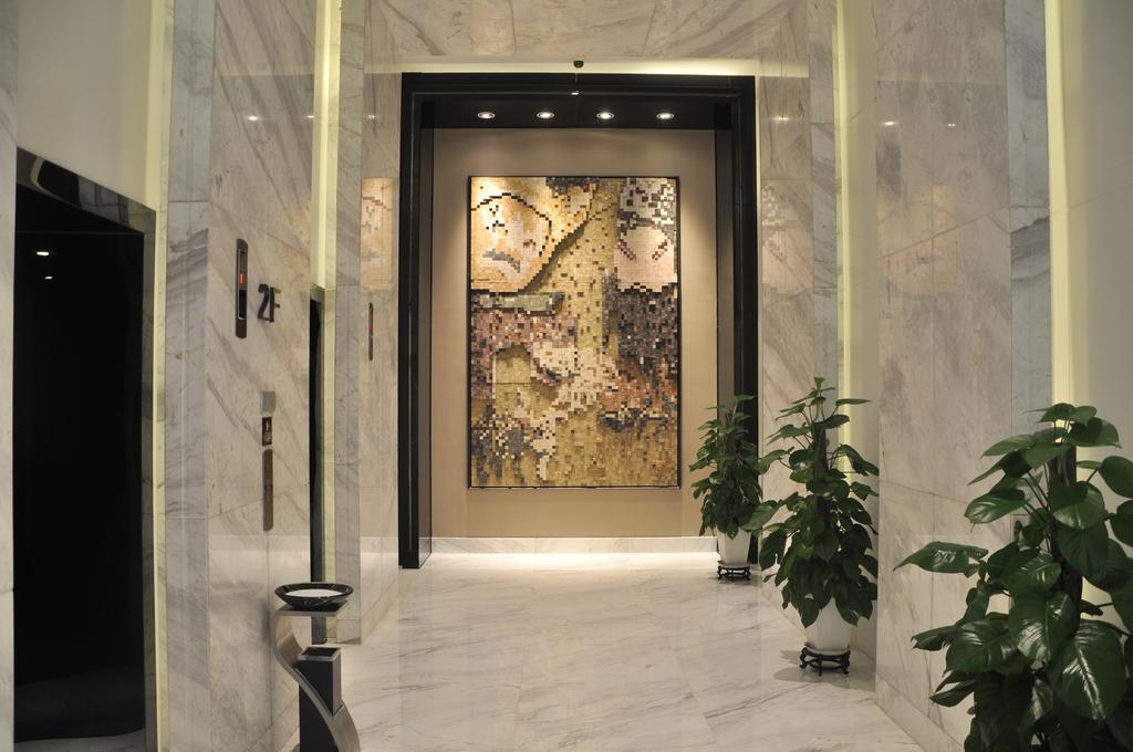 M Hotel Chengdu Esterno foto